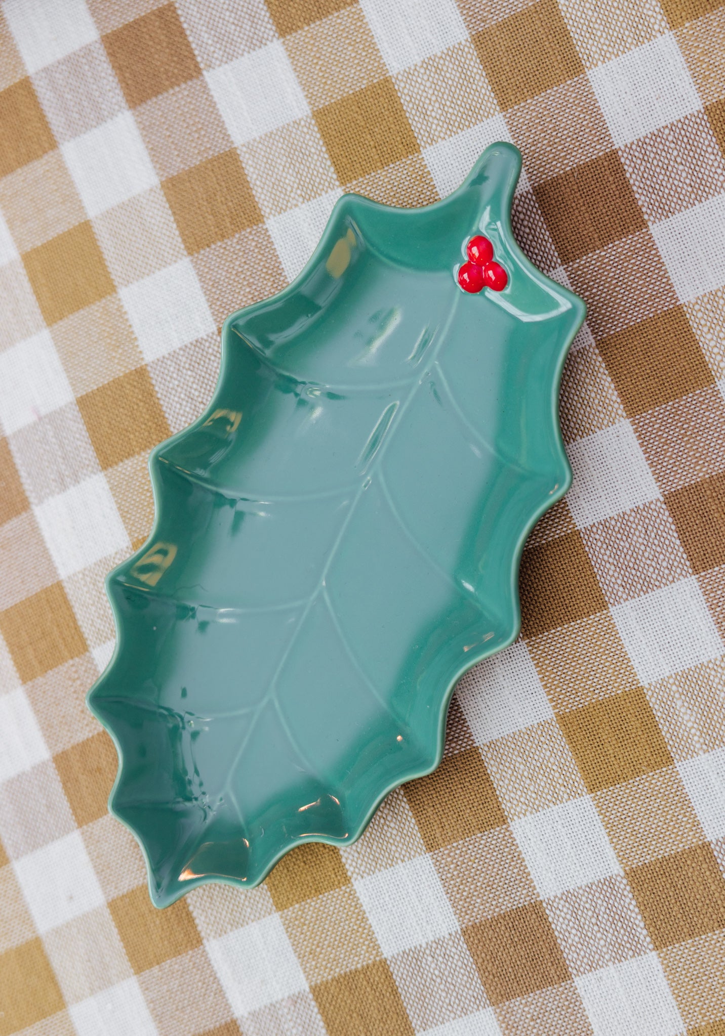 Holly Christmas Dish